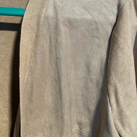 Calvin Klein tan cardigan. Size XL. - Picture 2 of 7